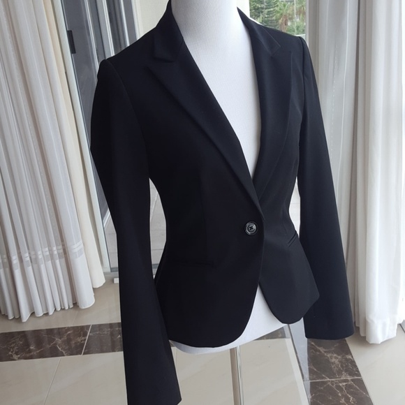 Express Black Blazer - Picture 2 of 6